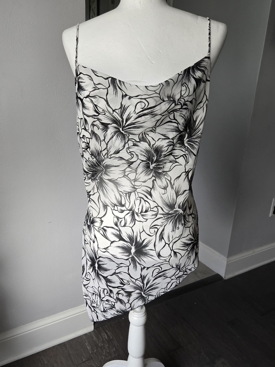 rave Tops - Vintage 90s/Y2K Rave Sheer Floral Cowl Neck Asymmetrical Hanky Hem Top XL